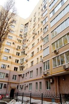 Luxury one-bedroom apartment, Saratov - günlük kira için daire