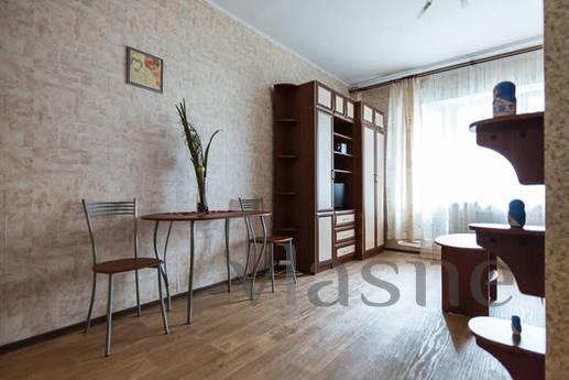 The apartment is in a new building, Saint Petersburg - günlük kira için daire