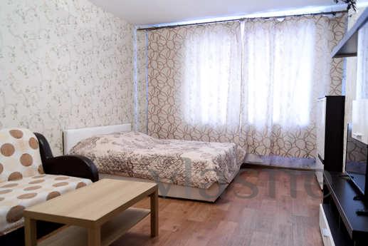 200 METERS FROM CHIZHOV'S GALLERY, Voronezh - apartment by the day