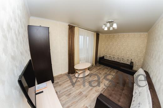 2 BR apartment. Center of the Left Bank, Voronezh - günlük kira için daire
