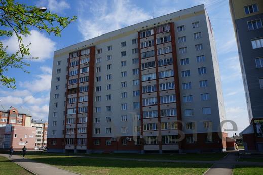 The apartment is in a new house, Novoaltaysk - günlük kira için daire