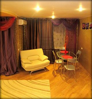 1 bedroom apartment on Lenin, Rostov-on-Don - günlük kira için daire