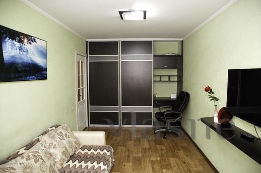Daily 2-room, Red 18, Kemerovo - günlük kira için daire