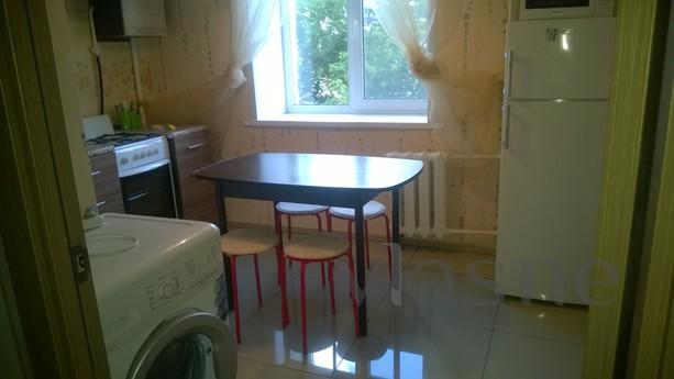 Apartment for 8 people with repair, Yekaterinburg - apartment by the day