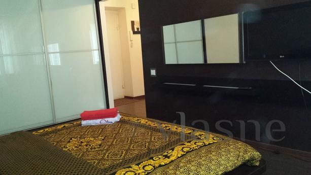Rent 1 bedroom apartment metro KPI, Kyiv - apartment by the day