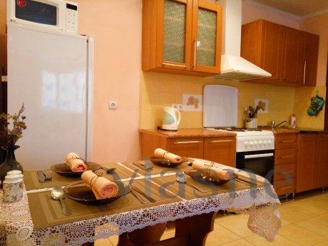 Rent 2-bedroom apartment in the center, Almaty - apartment by the day