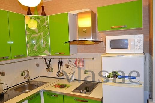 2 bedroom renovated in center, Novosibirsk - günlük kira için daire