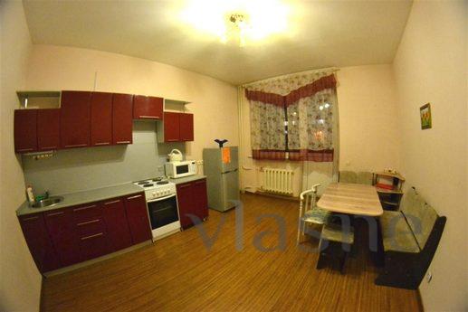 Rent 2-bedroom apartment, Krasnoyarsk - günlük kira için daire