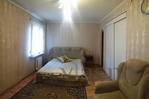 Rent a cozy one-bedroom apartment, Караганда - квартира подобово