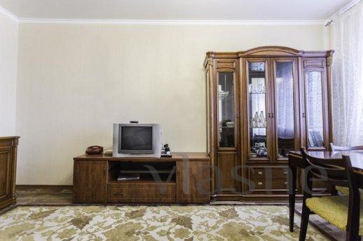 2-bedroom apartment, Almaty - günlük kira için daire