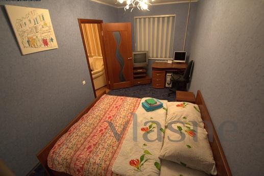 2 bedroom near the park, Ufa - günlük kira için daire