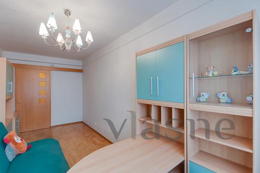 Three-room apartment in Victory Park, Saint Petersburg - mieszkanie po dobowo