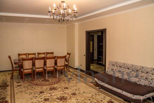 2-bedroom 39 floor, Astana - apartment by the day