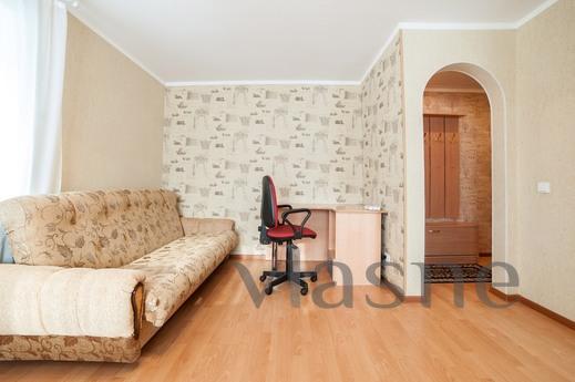 Cozy apartment near the shopping center, Kurgan - apartment by the day