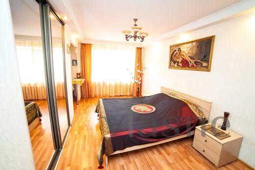 Stylish, cozy studio apartment in the center of the Mound, l