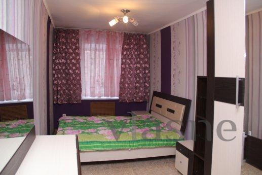 3 bedroom on Loboda, Karaganda - günlük kira için daire