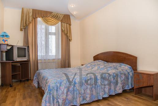 Clean and cozy apartment near the water, Kazan - günlük kira için daire
