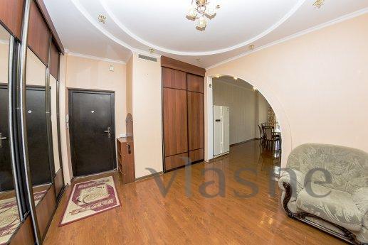 Luxury spacious apartment, Astana - apartment by the day