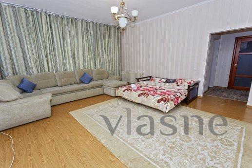 One bedroom apartment on the Left Bank, Astana - apartment by the day
