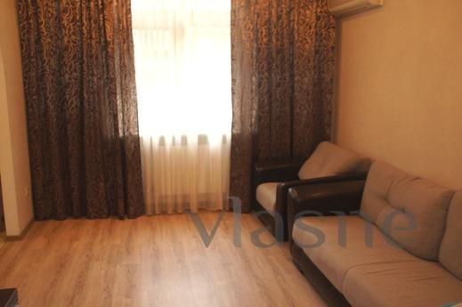 Luxury 3-bedroom in the heart!, Volgograd - günlük kira için daire