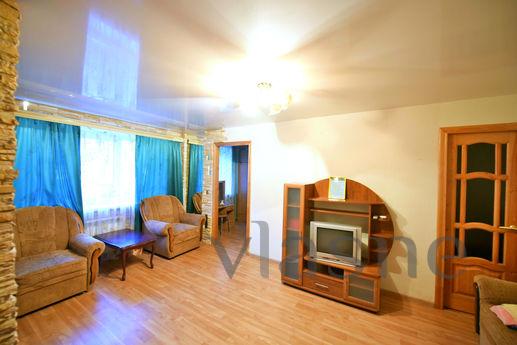 2 bedroom apartment in the center, Volgograd - günlük kira için daire