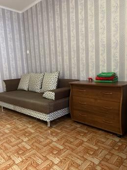 Clean and comfortable 1 bedroom apartmen, Уфа - квартира подобово