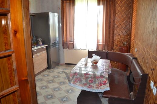 3 bedroom apartment for rent, Serhiivka - mieszkanie po dobowo