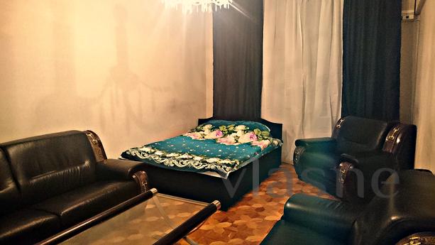 One bedroom apartment in the Stalin hous, Moscow - günlük kira için daire