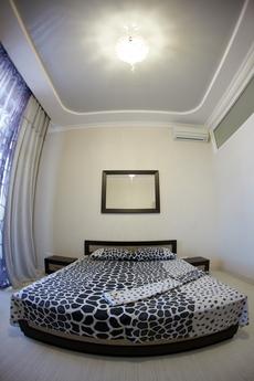 2 bedroom apartment Minimalism, Odessa - günlük kira için daire