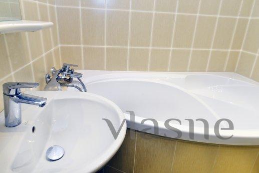 4-bedroom apartment, Almaty - günlük kira için daire