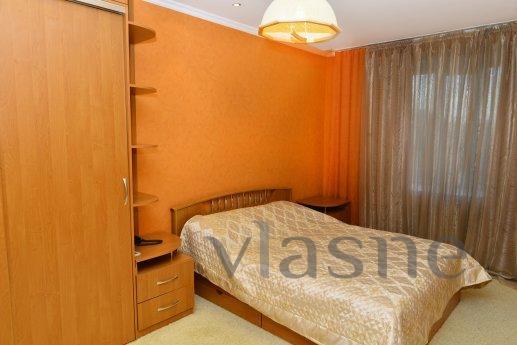 4-bedroom apartment, Almaty - günlük kira için daire