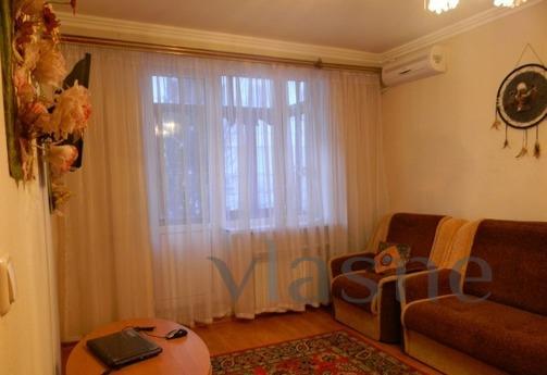 Rent apartments 1-com. apartment in Yalt, Yalta - günlük kira için daire