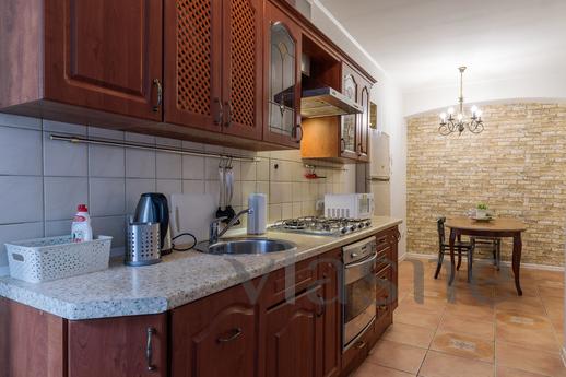 Daily rent 3-room apartment, Saint Petersburg - apartment by the day