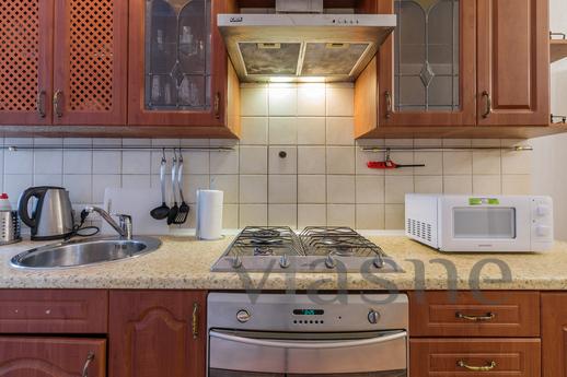 Daily rent 3-room apartment, Saint Petersburg - apartment by the day