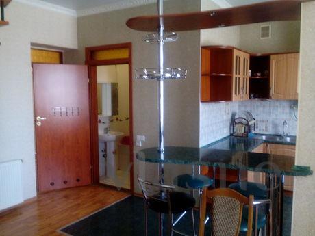 duplex apartment with 3 bedrooms, Odessa - apartment by the day