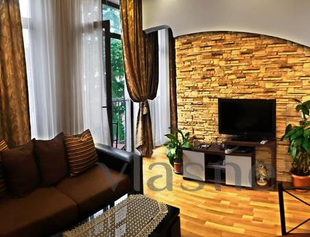 The apartment is located in the best location of the city.
F