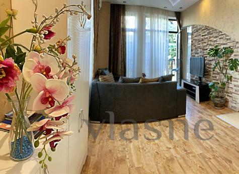 2 bedroom apartment in Tbilisi, Tbilisi - apartment by the day