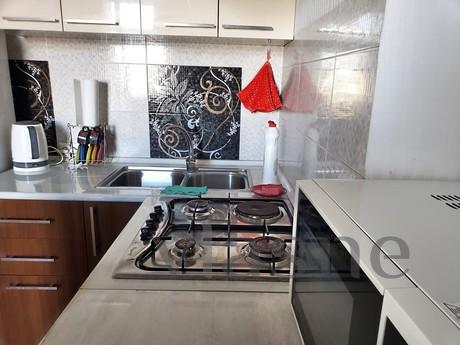 Affordable apartment. Cash payment, Tbilisi - apartment by the day