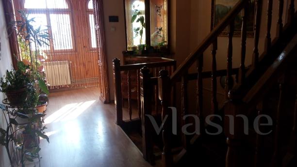 House in the city center 8-10 minutes walk to the pump room 