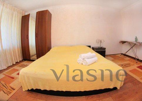 The apartment is located in a good area, there is the shoppi