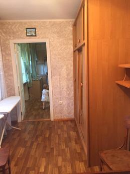 Kendi 2 odalı sq. Bedava, Chernomorsk (Illichivsk) - günlük kira için daire