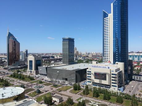 3 bedroom apartment in Northern Lights, Астана - квартира подобово