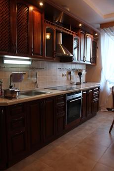 2-bedroom apartment in a new house, Odessa - günlük kira için daire