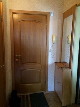 All nearby! Air conditioning, hot water, Тюмень - квартира подобово