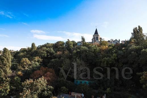 Daire Primorskaya 22, tarihi, Odessa - günlük kira için daire