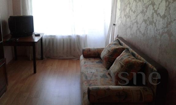 offered 3 rooms at the Central Square, Izhevsk - günlük kira için daire