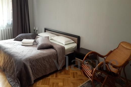 Luxury apartment in the upper part of the city. (Balzac, 4) 