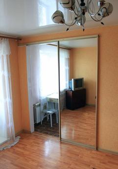 2 Bedroom apartment Komsomolskaya 67, Komsomolsk-on-Amur - günlük kira için daire
