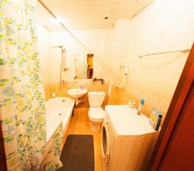 1 Bedroom cozy apartment, Tyumen - günlük kira için daire
