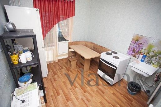 1 Bedroom bright apartment Economy, Tyumen - günlük kira için daire